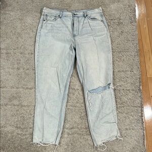 Stylish Light Blue Distressed Women's Jeans AE